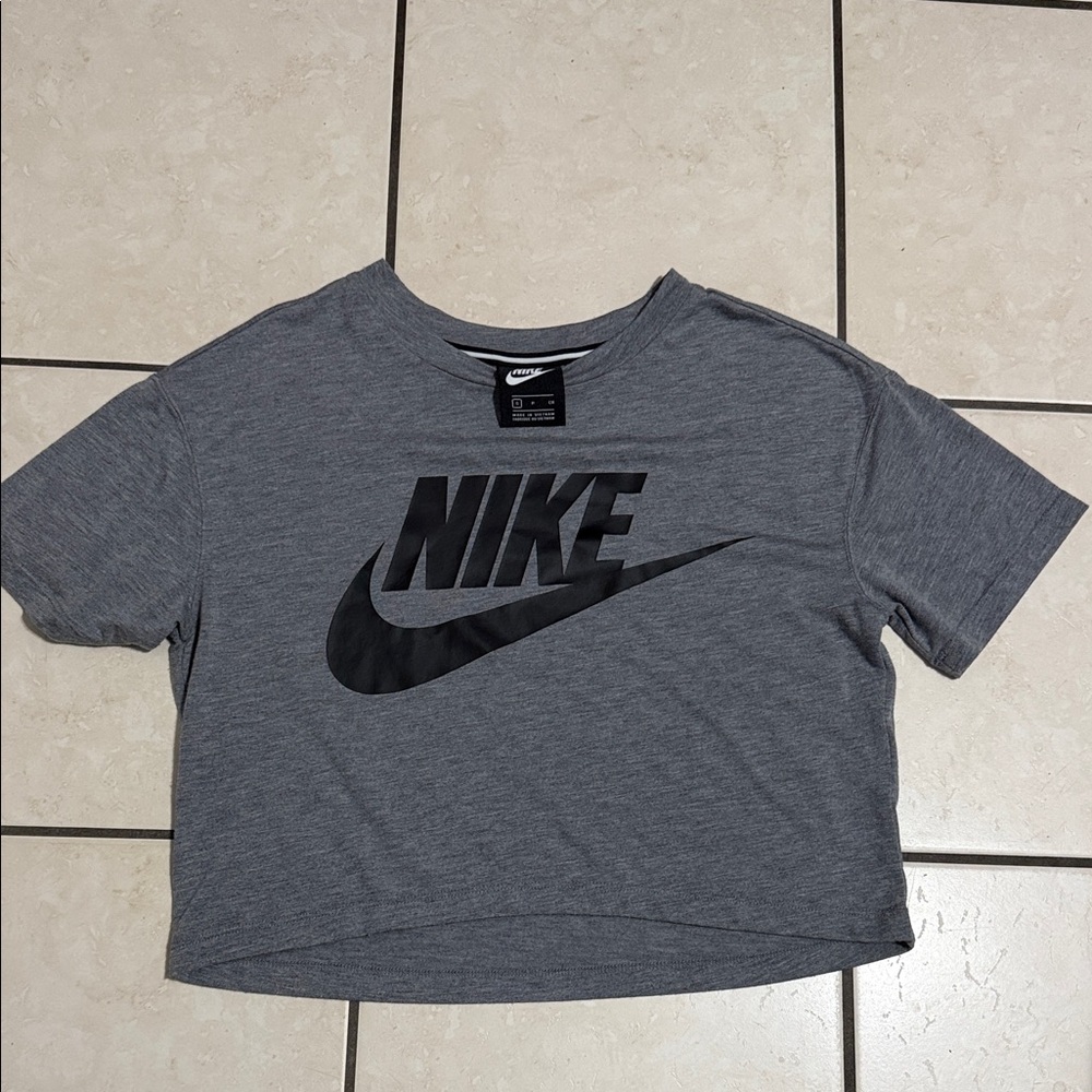 Nike Heather Gray Cropped Tee